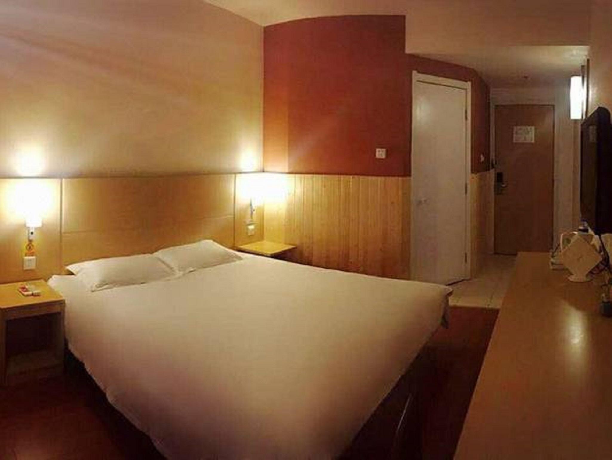 ไอบิส นานถง ฉิงเนียน Hotel หนานทง ภายนอก รูปภาพ