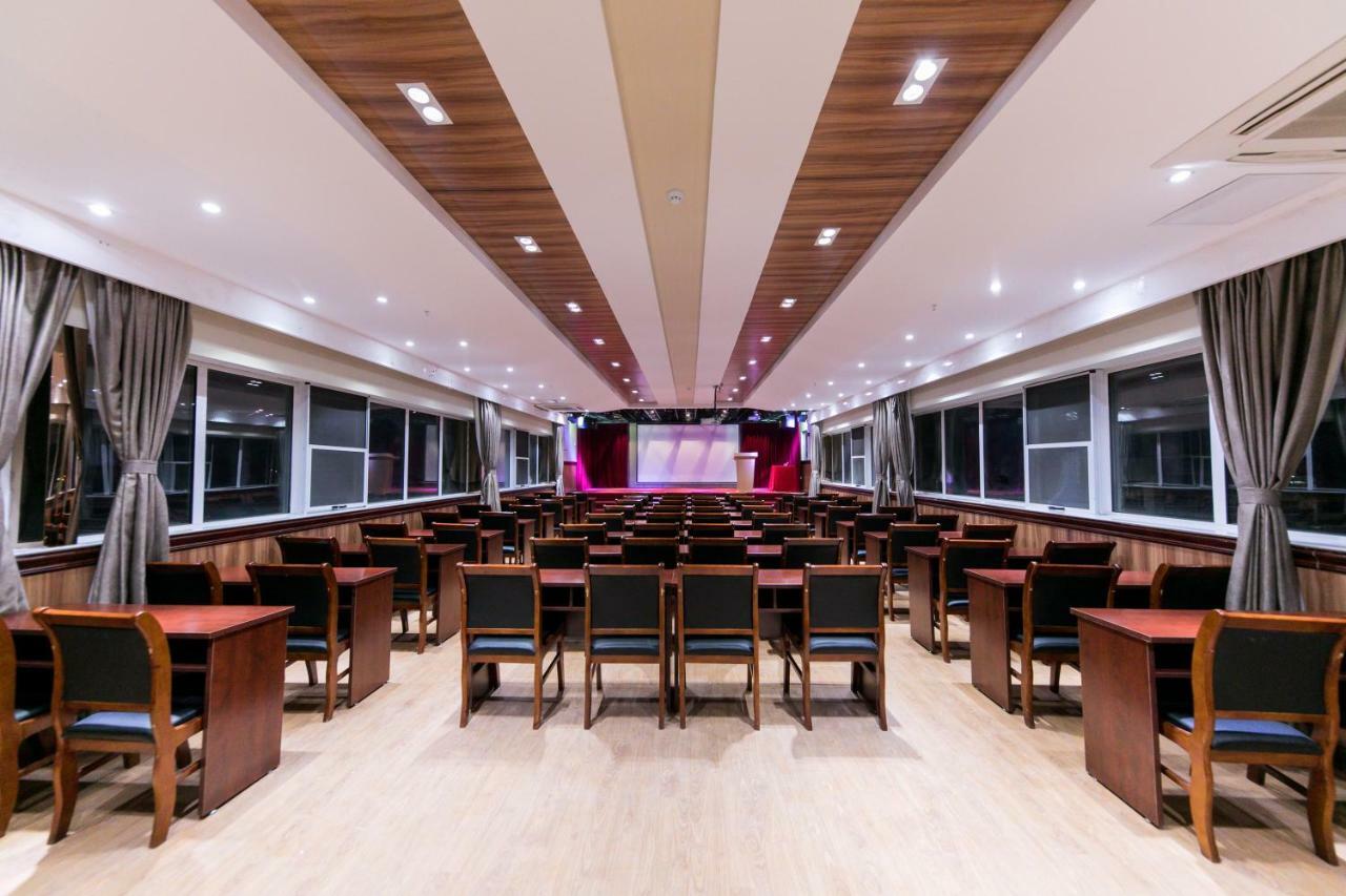 ไอบิส นานถง ฉิงเนียน Hotel หนานทง ภายนอก รูปภาพ